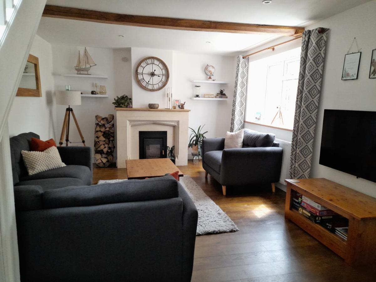 Converted Barn In Bath Eksteriør billede